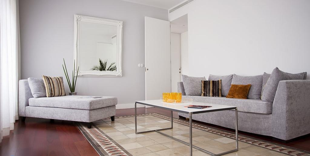 Urbanliving Liborio Apartment Malaga Bagian luar foto