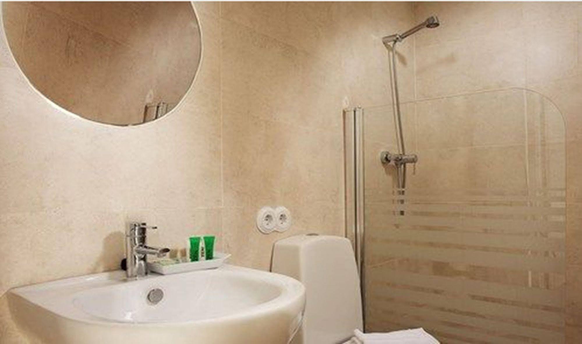 Urbanliving Liborio Apartment Malaga Bagian luar foto